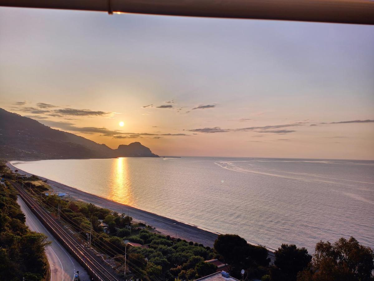 Cefalu Seaside Suite Екстер'єр фото